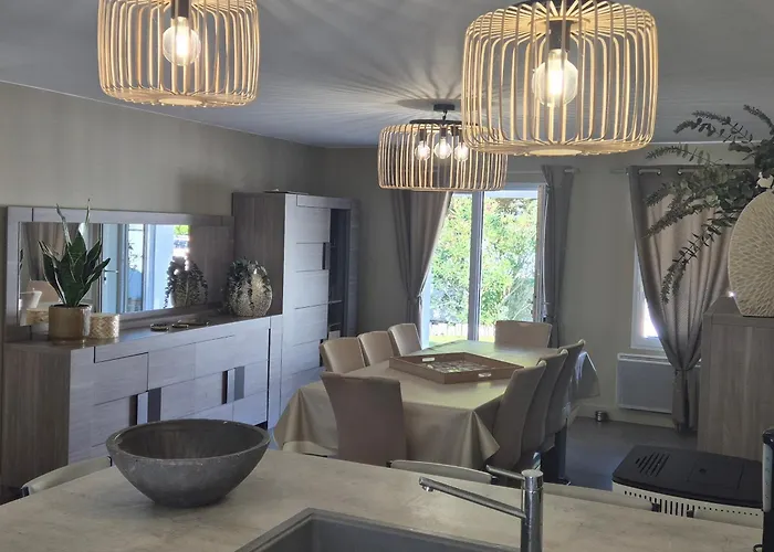 Avec Terrasse Et Proche - Fr-1-194-312 La Faute-sur-Mer